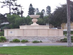 Lunada Bay Fountain